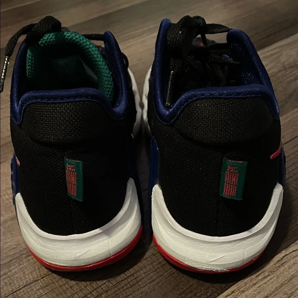 Nike LeBron Witness sneakers sz 1.5